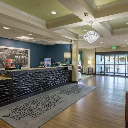 Hampton Inn Eugene-3